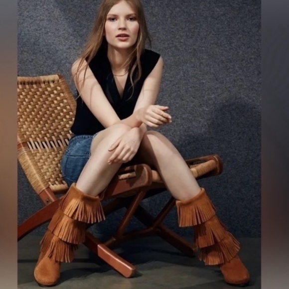 Minnetonka Shoes - Minnetonka Triple Fringe Boots
